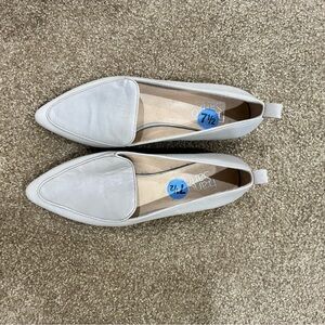 Franco Sarto Women's Light Gray Flats